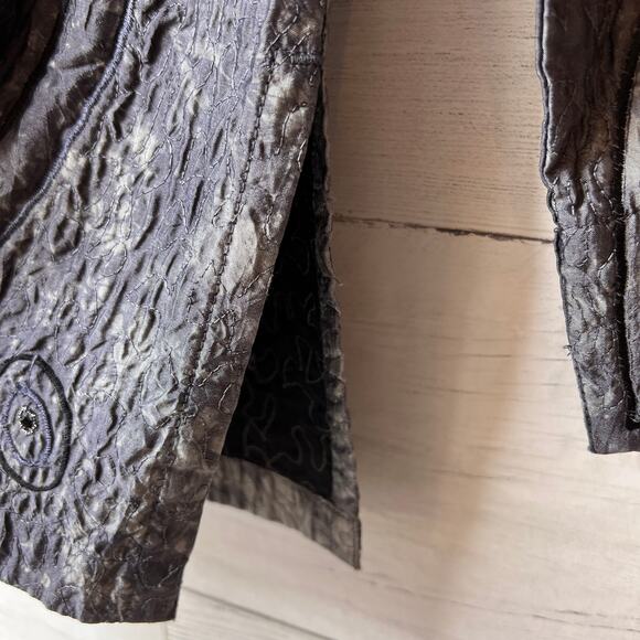 Chicos Shacket Womens Size 1/Medium Silver Gray Embroidered 100% Silk Buttons - Picture 11 of 16